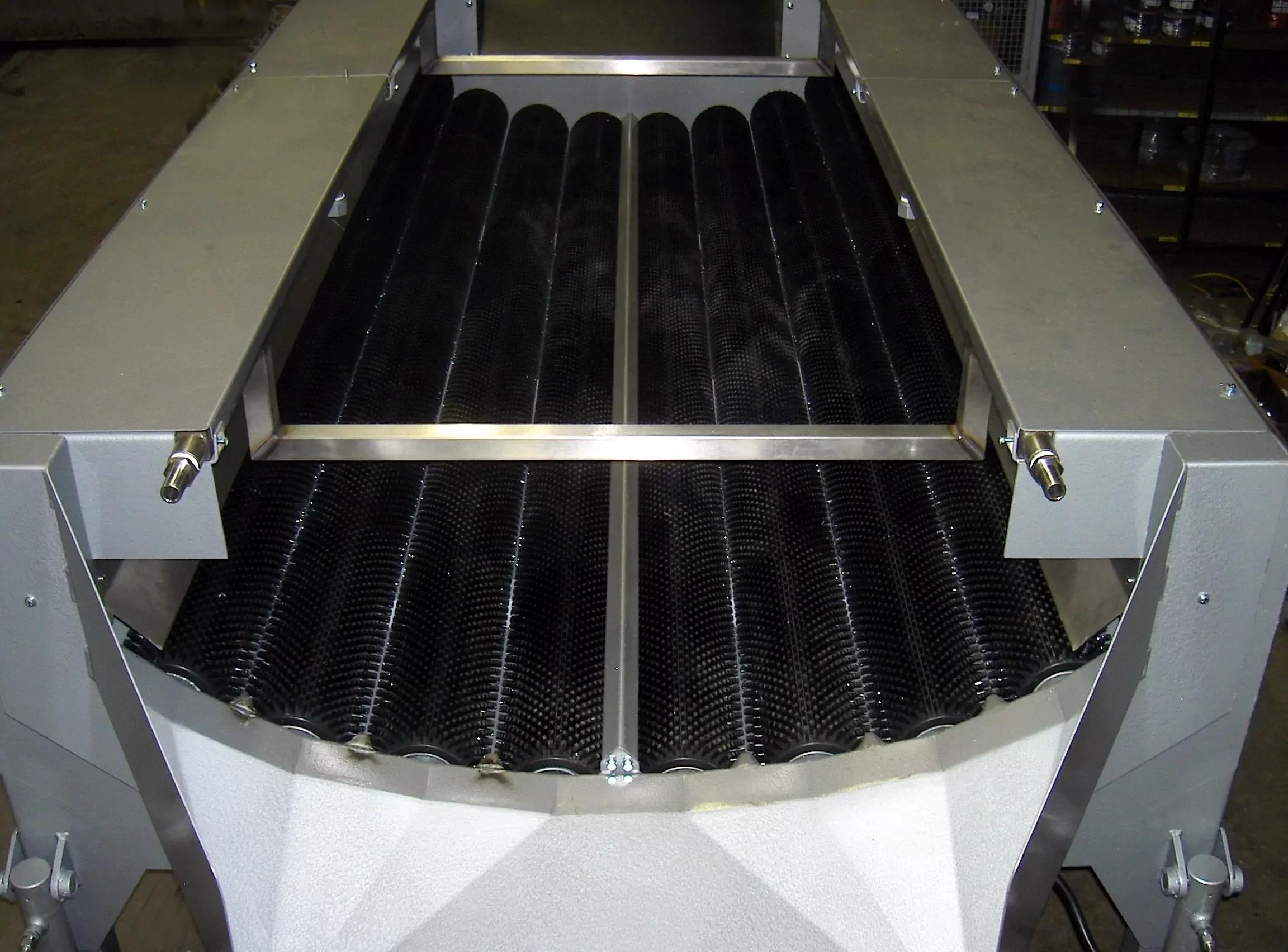 U-Brush Vegetable Polisher