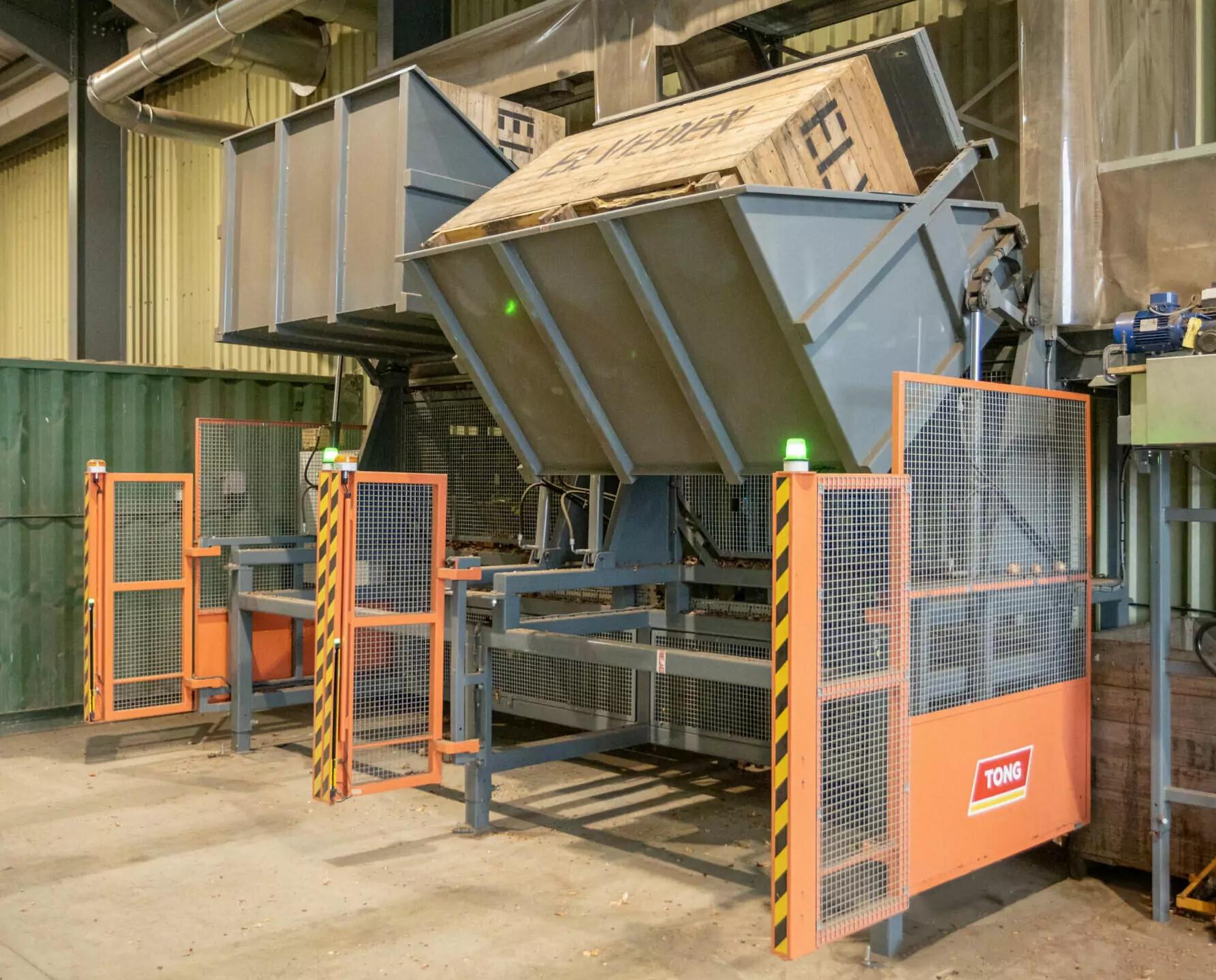 150° Box Dumper
