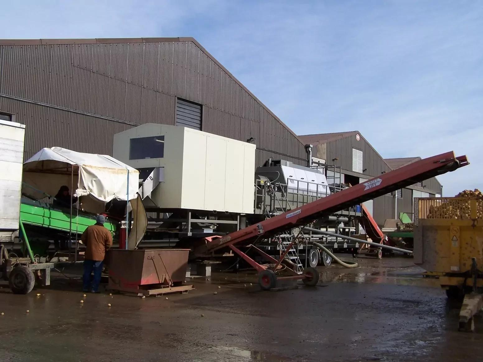 Mobile Vegetable Washer
