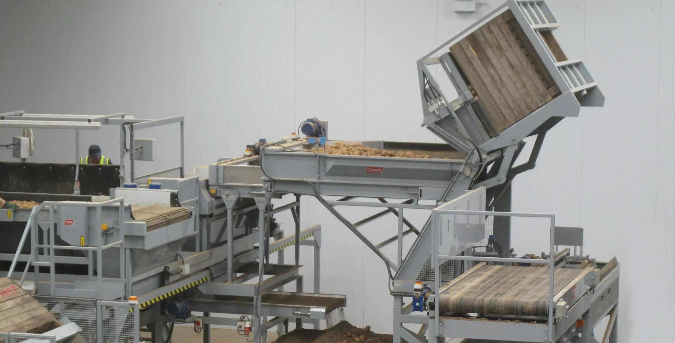 Side Eject Box Dumper