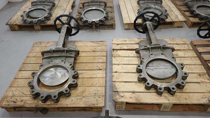 Used Lot of True Line 14” Hand Operated Knife Gate Valve #44657