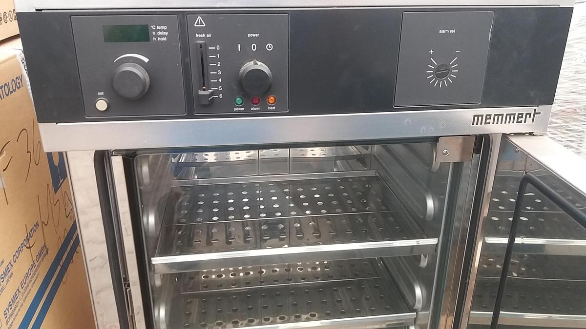 Used MEMMERT BE 400