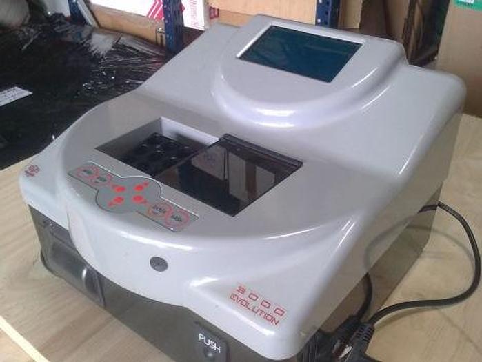 Used For Sale BIOCHEMICAL SYSTEMS INTERNATIONAL 3000 EVOLUTION Chemistry Analyzer