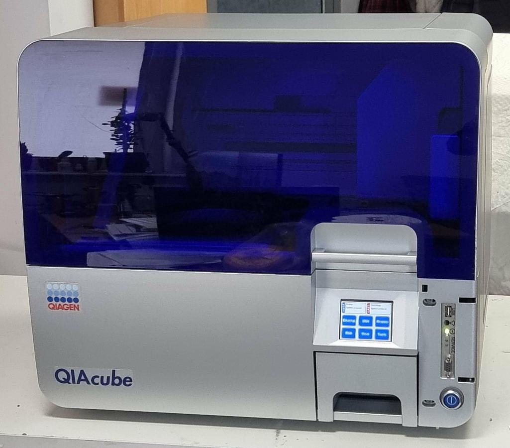 Used Qiagen QIAcube