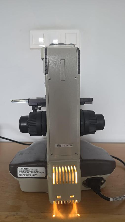 Used NIKON LABOPHOT 2