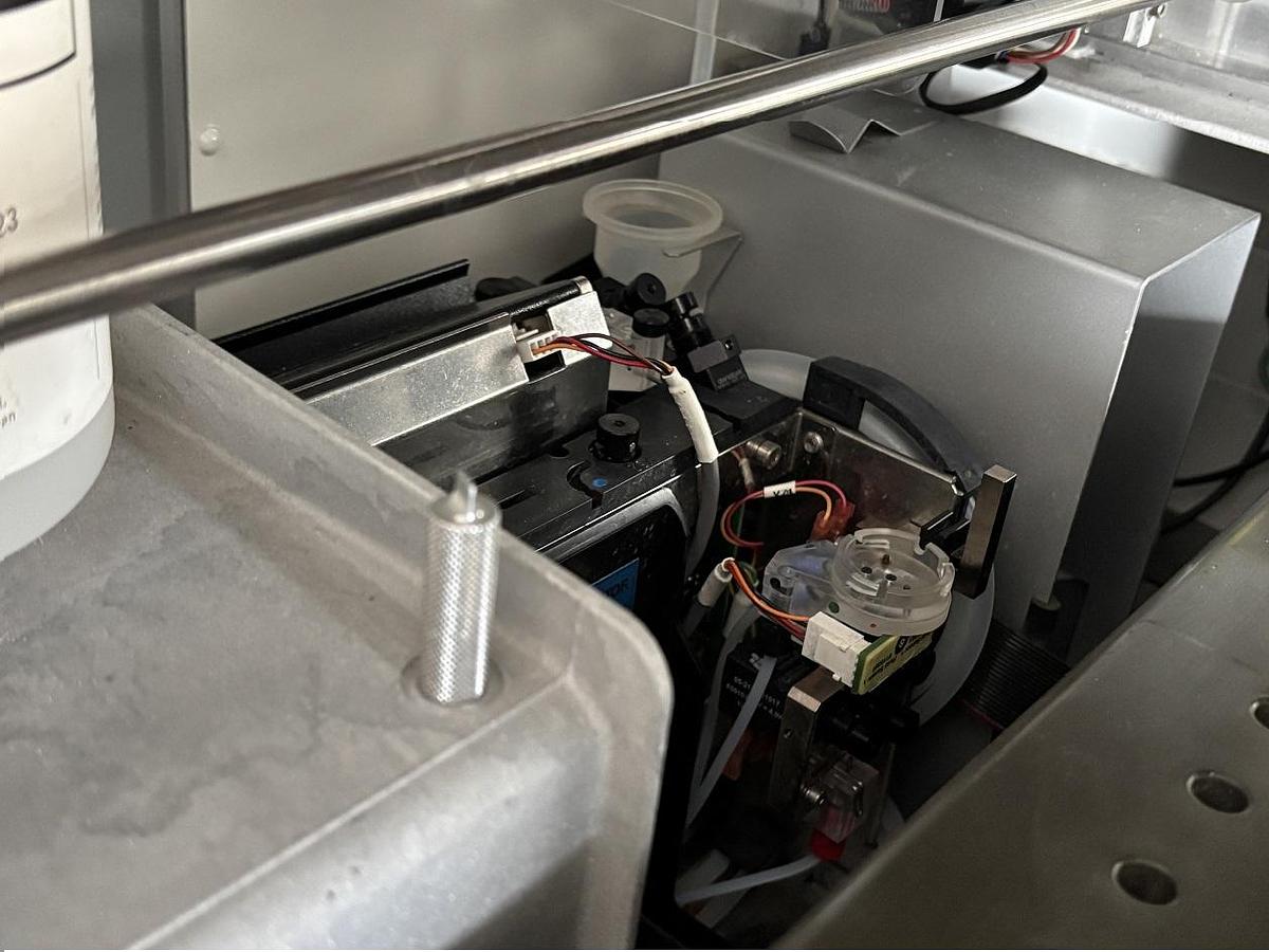 Used COBAS INTEGRA 400 PLUS