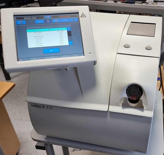 Used Cobas b221