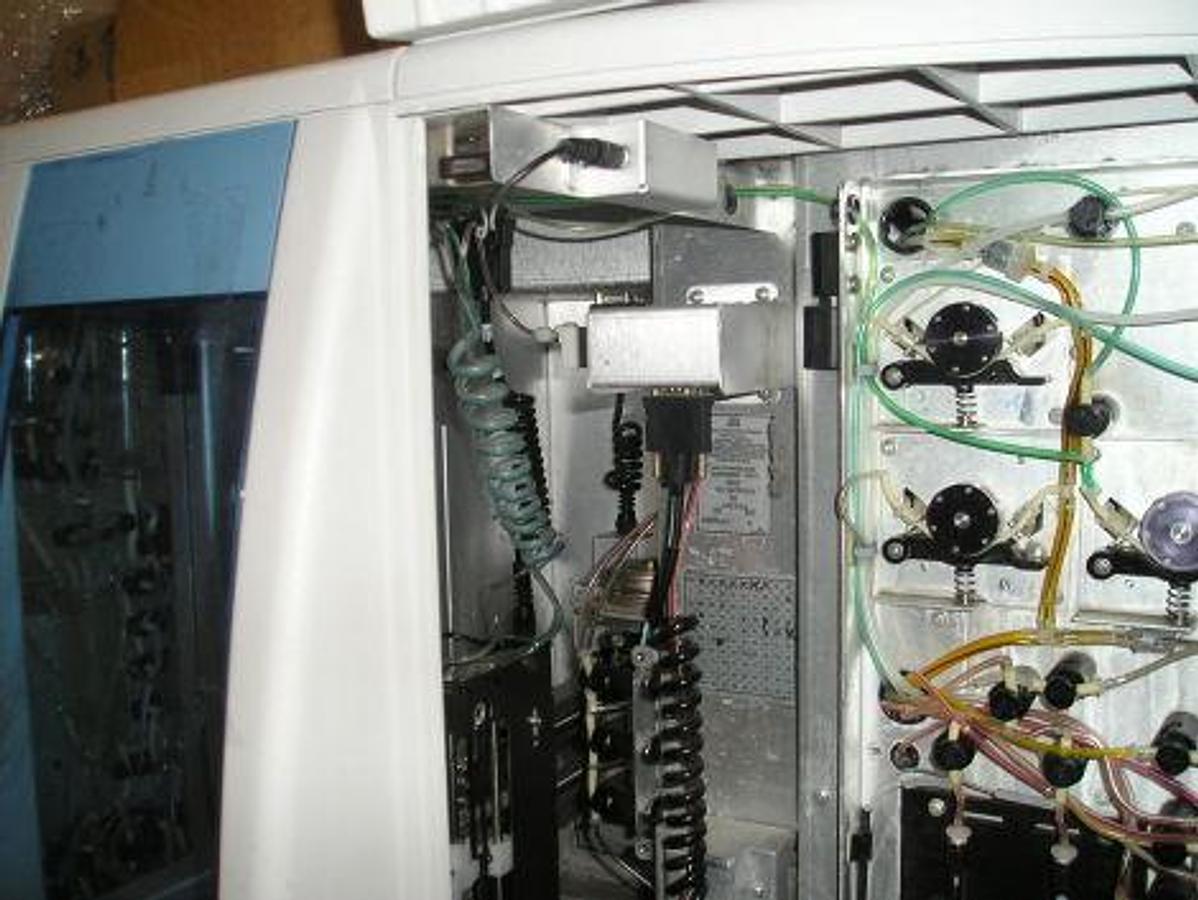 Used CELL DYN sapphire