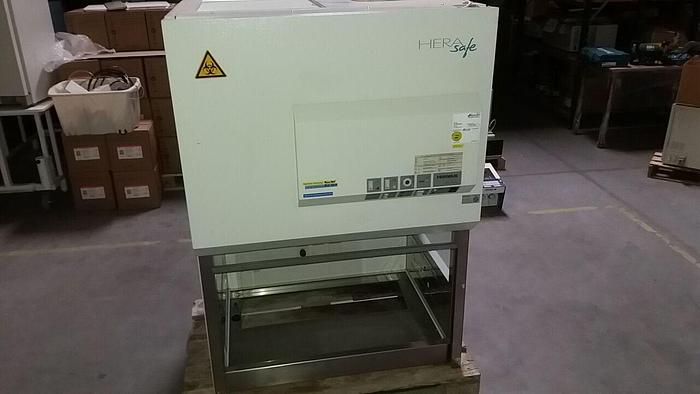 Used For Sale HERAEUS KENDRO HSP 9 Fume/Bio Safety Hood