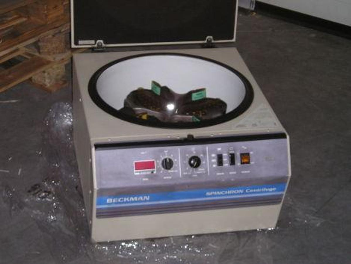 Used BECKMAN Spinchron.