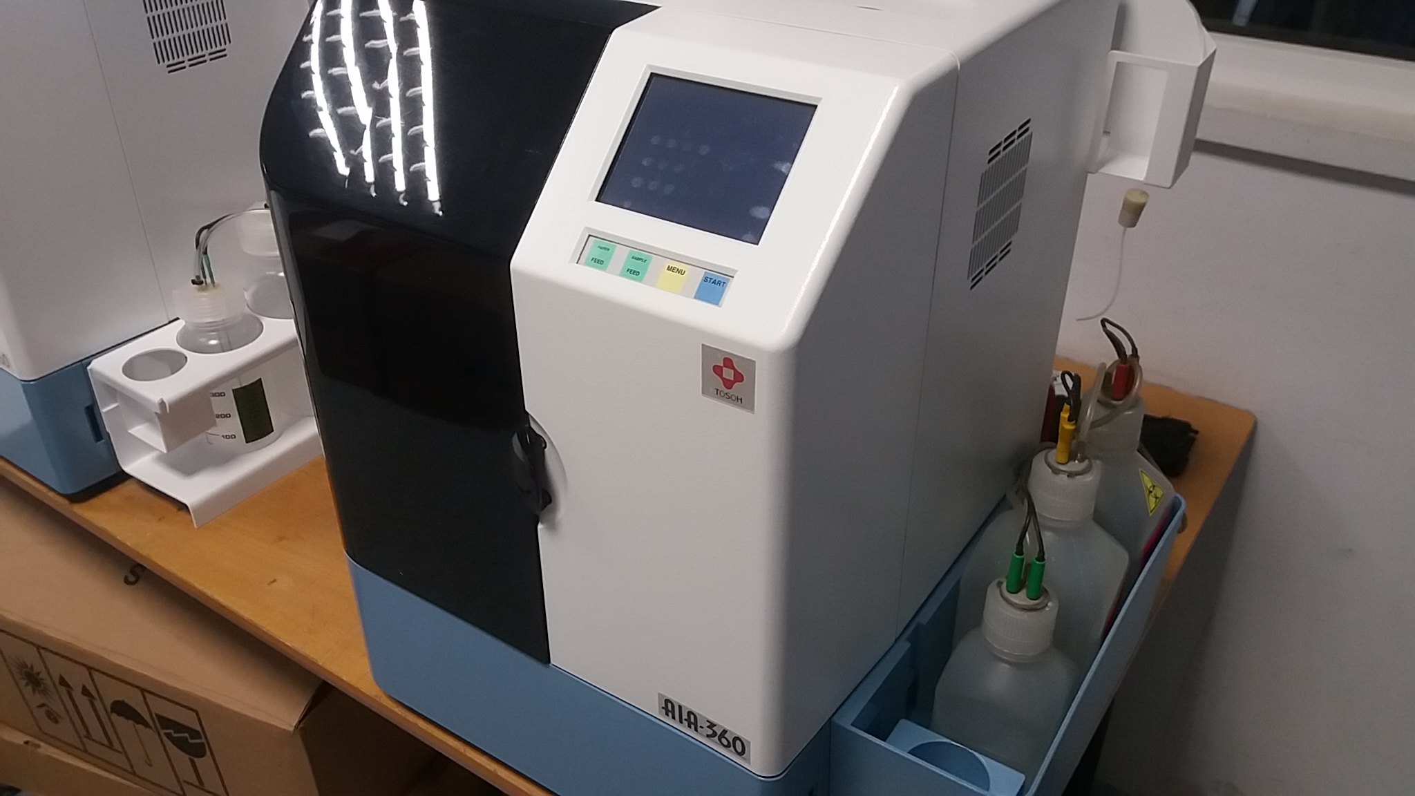 Used AIA Tosoh 360