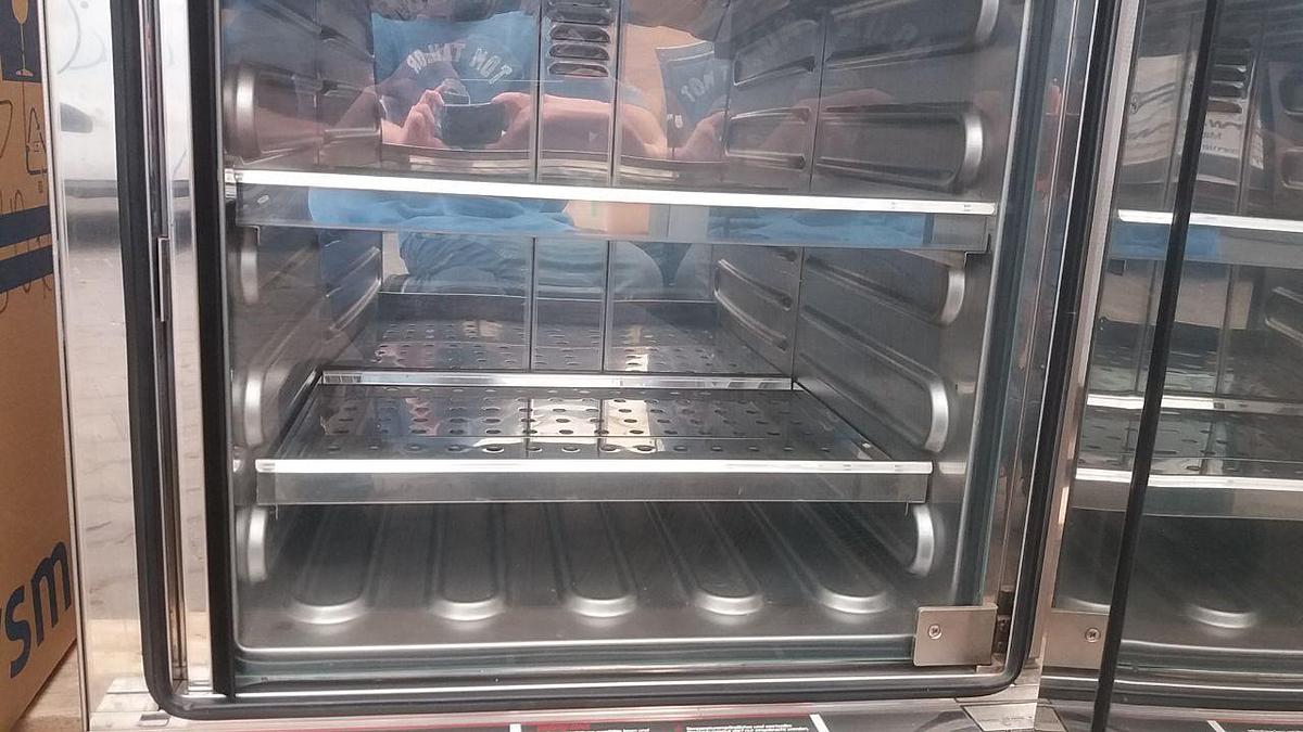 Used MEMMERT BE 400
