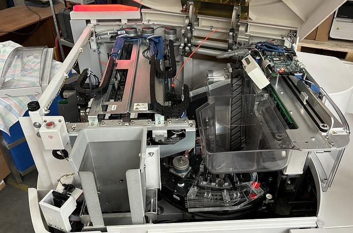 Used Advia Centaur XPT