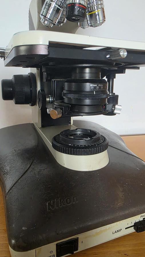Used NIKON LABOPHOT 2