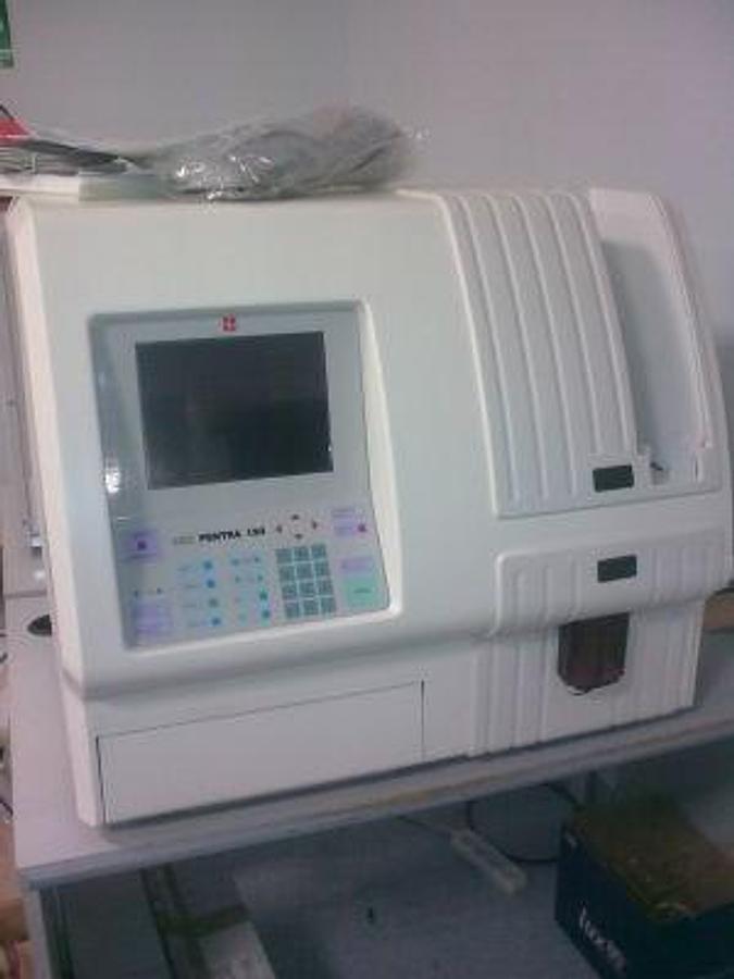 Used ABX Pentra 120.