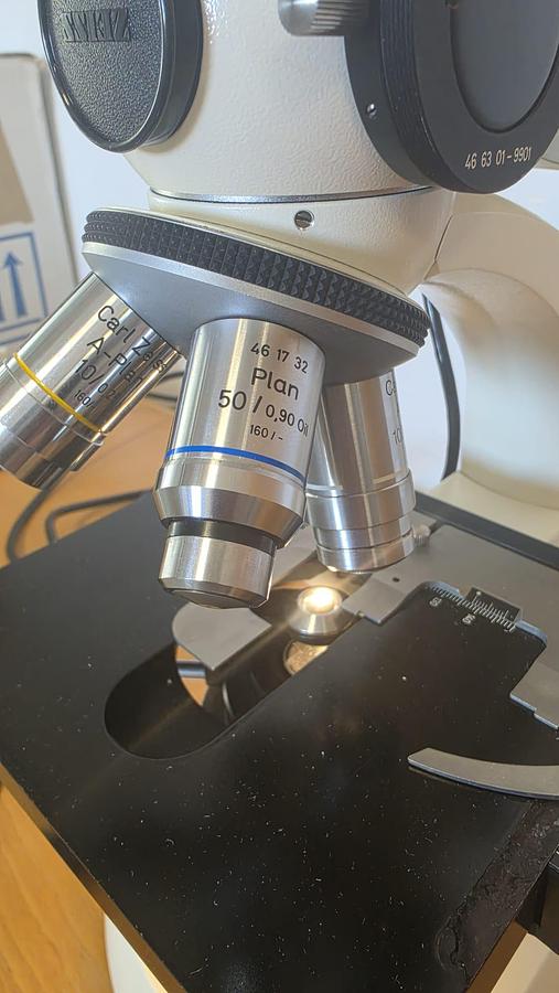 Used Carl Zeiss NT 6V/10W stab