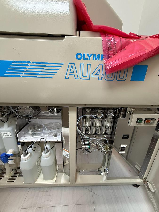 Used Olympus Au400