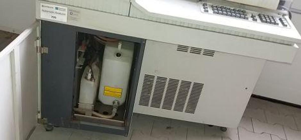 Used HITACHI 705