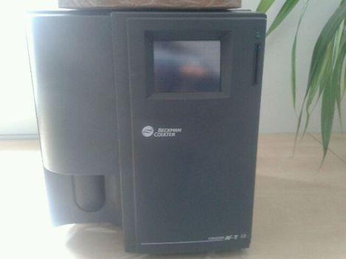 Used BECKMAN COULTER AcT 10 diff