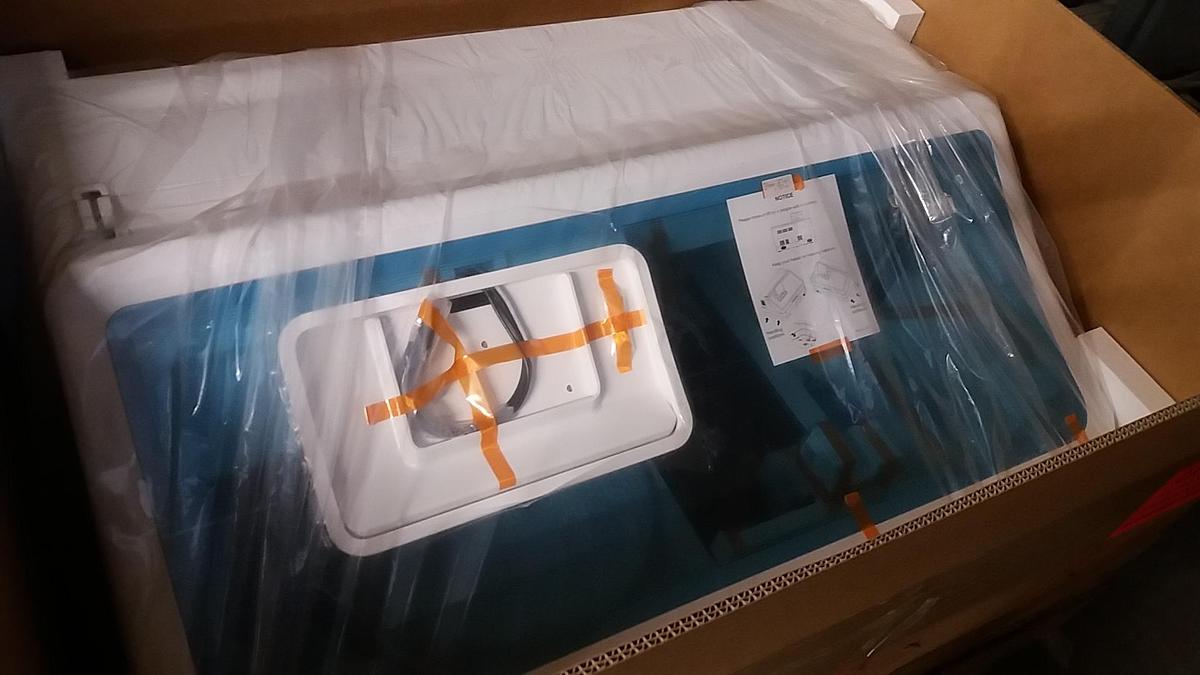 Refurbished Brand New e411 disc version