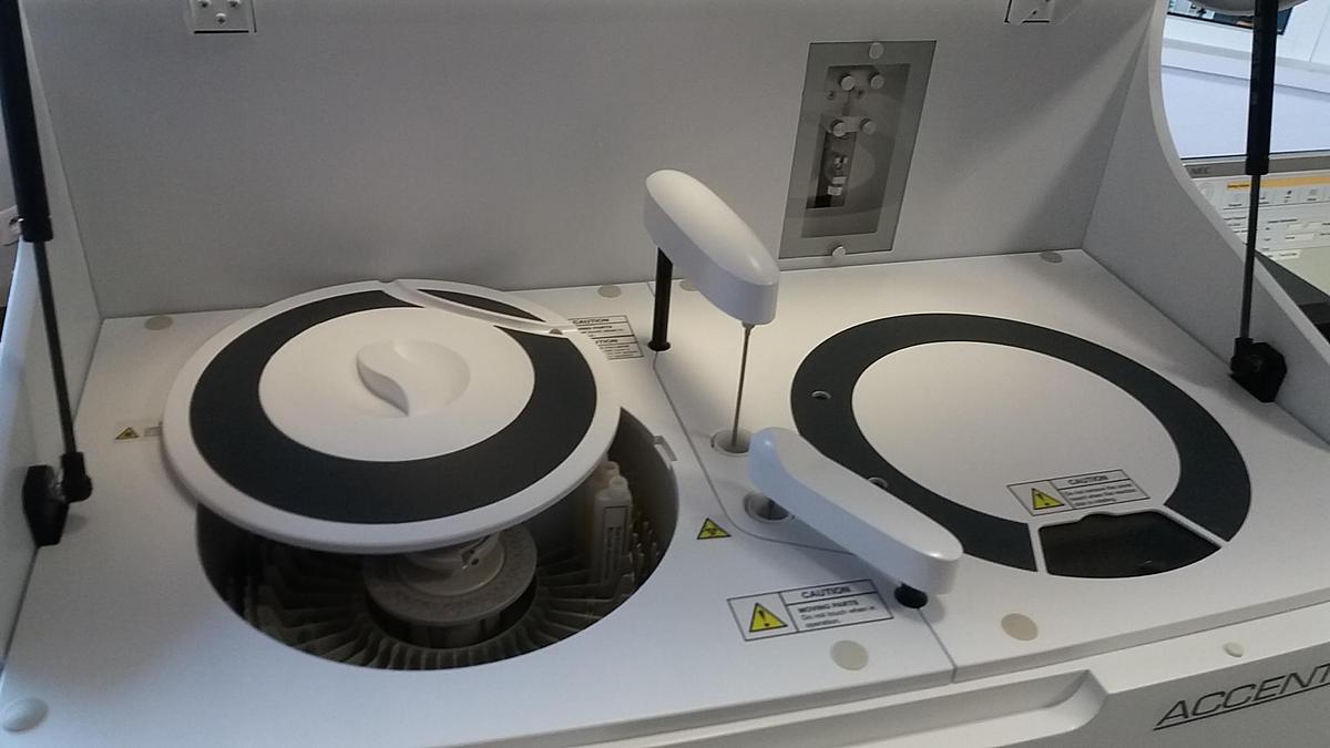 Used CORMAY Accent 200