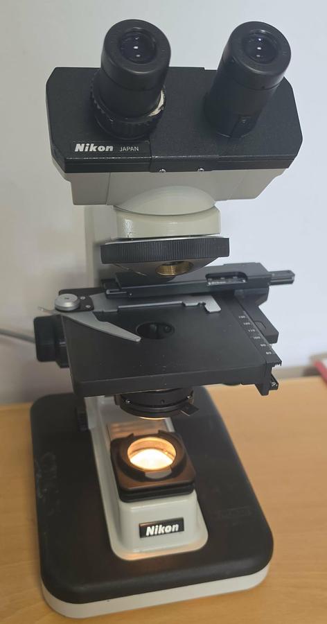 Used Nikon YS2-T