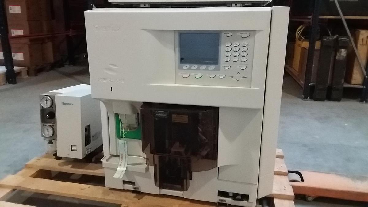 Used Sysmex XE 2100D