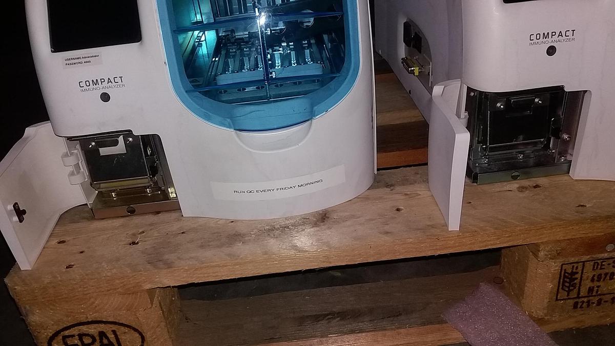 Used PATHFAST COMPACT IMMUNO-ANALYZER LSI MEDIENCE CORPORPORATION