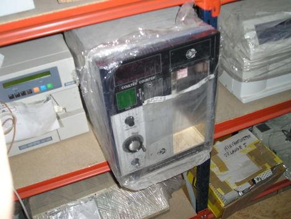 Used COULTER Counter