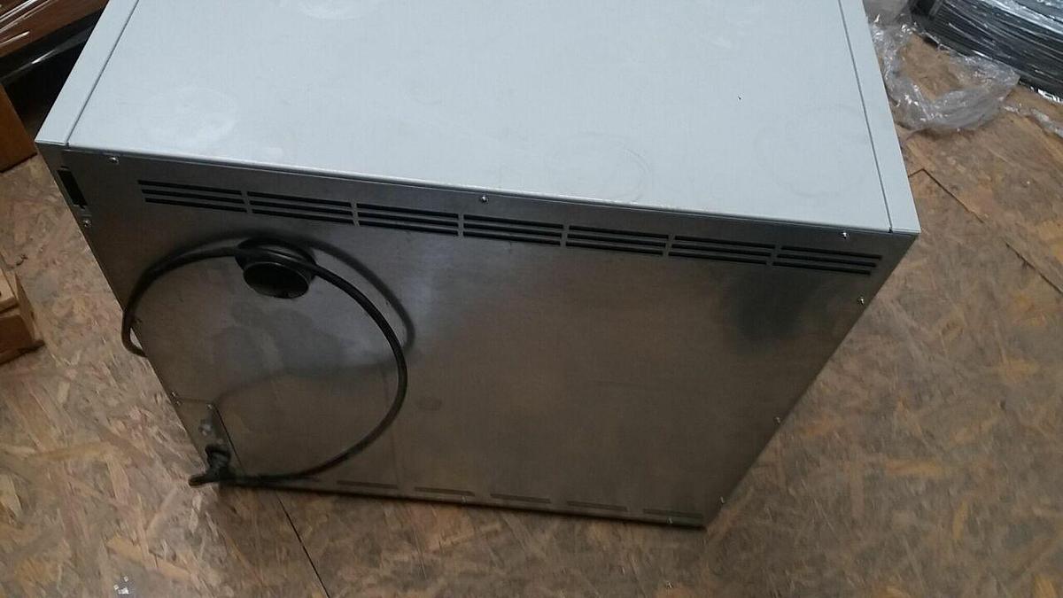 Used BINDER Dryer