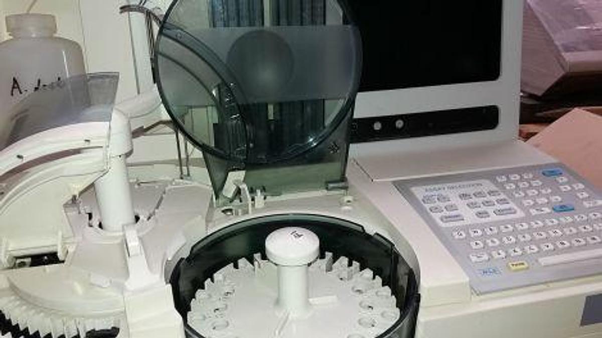 Used MEDICAL LABORATORY AUTOMATION ELECTRA 1400C
