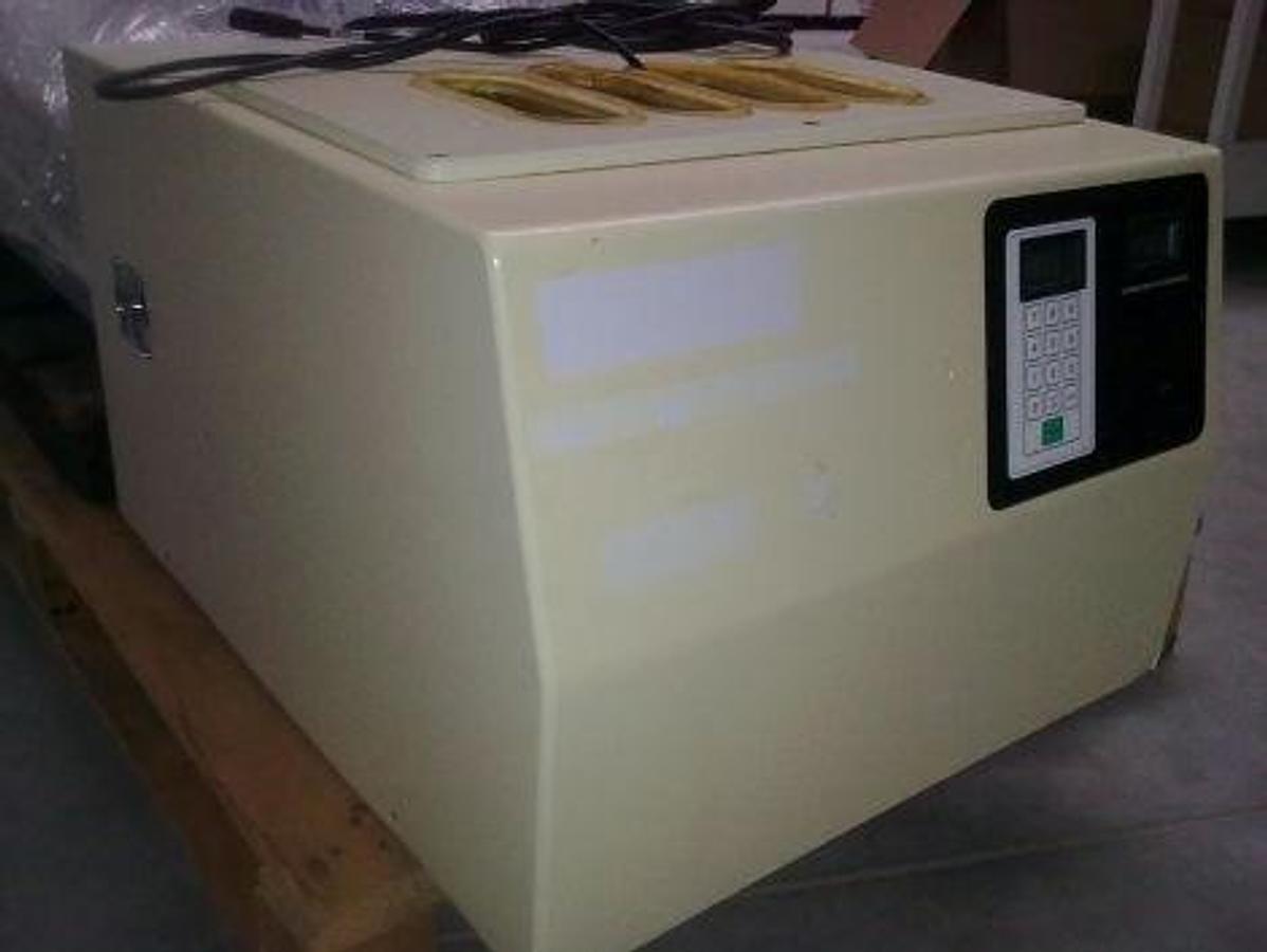Used THERMOGENESIS MT 204