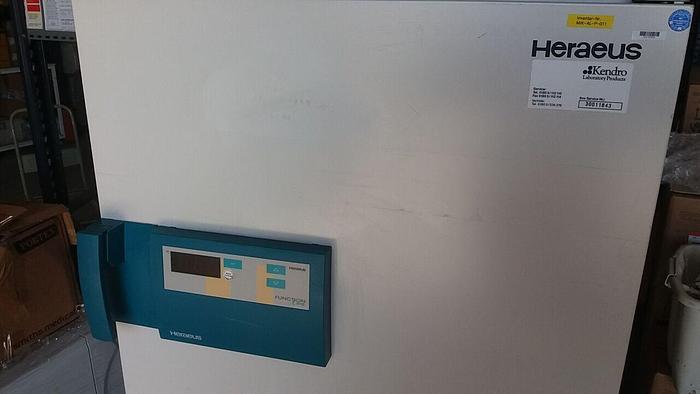 Used For Sale HERAEUS B12 Incubator