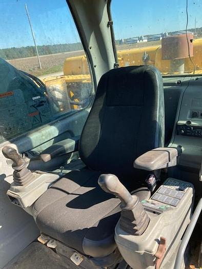 Used 2003 Volvo 240B excavator