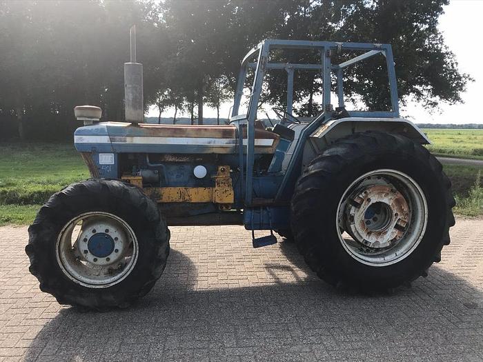 Gebruikt Ford 7810 III