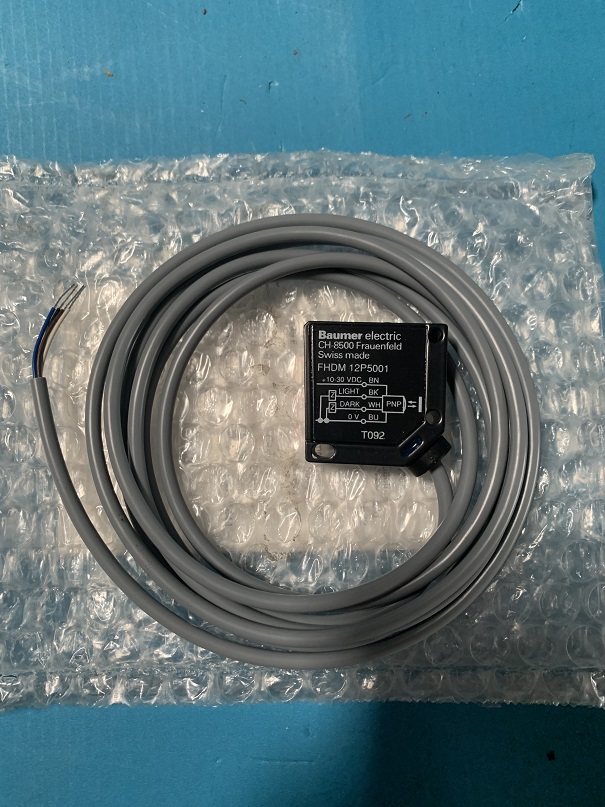 Used Baumer Photoelectric Sensor CH-8500