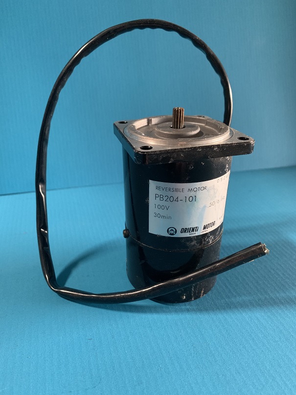 Used Oriental Motors PB204-101 Reversible motor