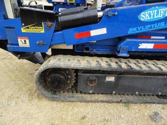 Used 2014 skylift/ versalift SUPER ARBORIST 53/VST521
