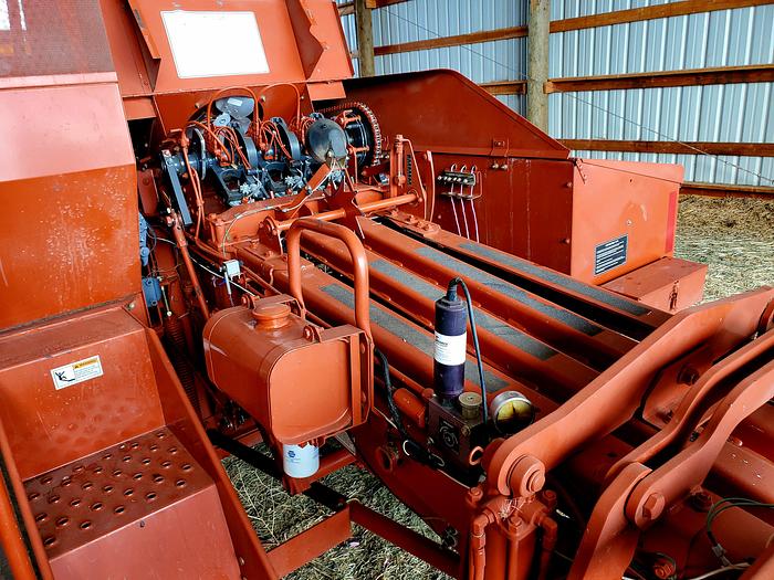 Used 2009 Massey Ferguson 1843S Baler w/ 540 Hrs - 14.5 x 21.5 Chamber