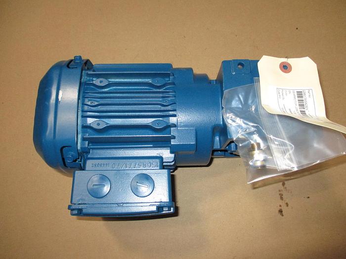 Used DORNER SEW-EURO DRIVE BOTTOM MOUNT GEAR MOTOR