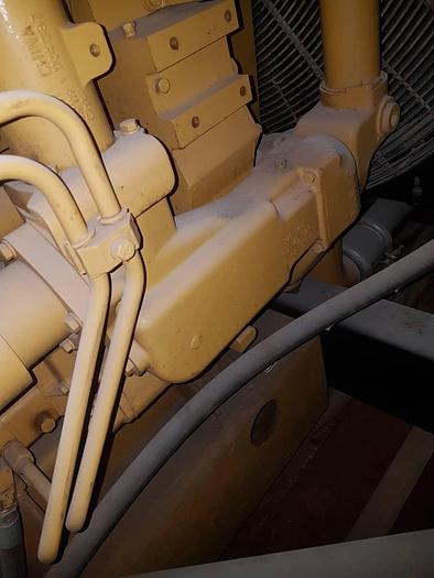 Caterpillar 3512B Unused generator in Mute Container.