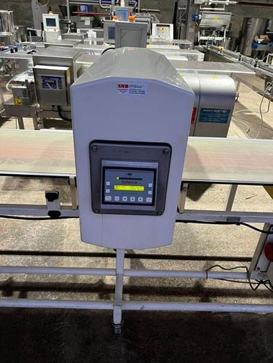 Used SAFELINE METAL DETECTOR