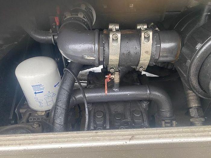 Gebruikt 2010 Volvo + BekkerLaGram kolkenzuiger FE42R