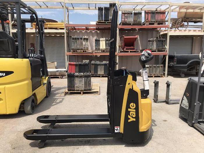 Used 2016 Yale MPB045 Electric Pallet Jack