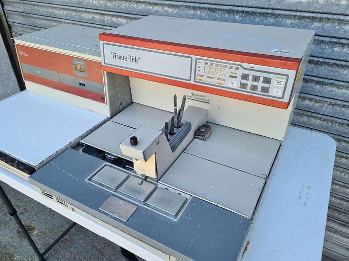 Used Tissue-Tek 4715 Embedding Console with Cryo Console