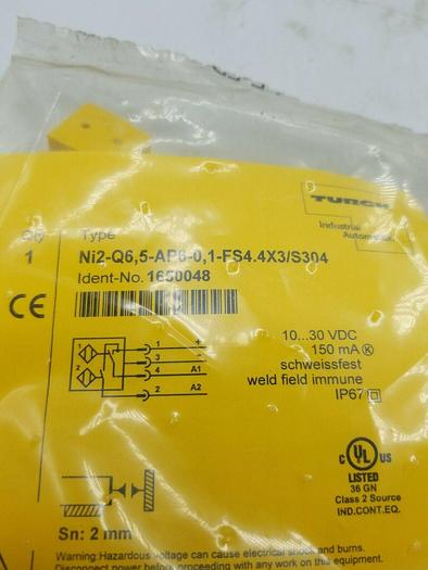 Turck Ni2-Q6,5-AP6-0,1-FS4.4X3/S304 Proximity Sensors