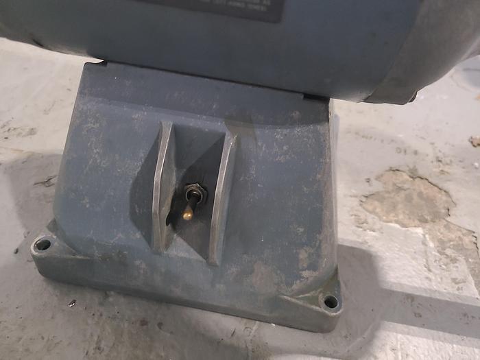 Used Baldor Double Spindle 1HP Buffing Polishing Machine 110v for Sale