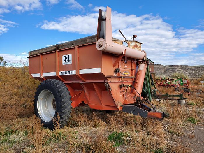 Used A&L 650T Grain Cart