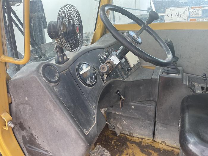 Used 2013  Cat TL1255