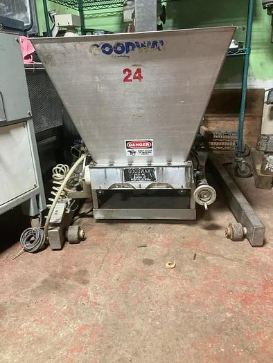 Used Goodway 4 Piston Muffin Depositor - PF40 / Can ship